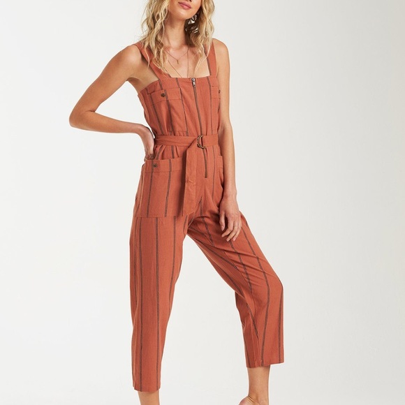 🔶🔸BILLABONG LIGHT THE NIGHT JUMPSUIT 🔸🔶 - Picture 2 of 10